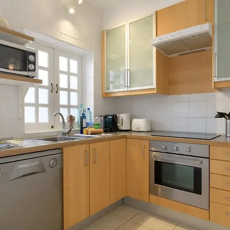 Casa Carbo, *